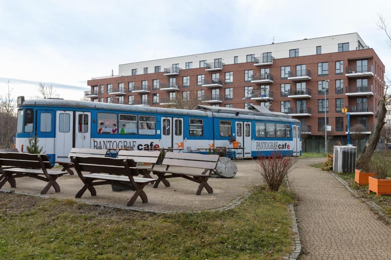 Lotniczowka Apartments By Renters Prestige Краков Экстерьер фото